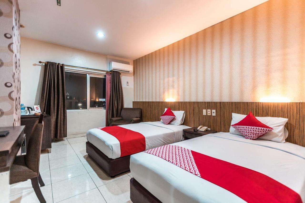 Oyo 1475 Alia Matraman Syariah Near Rs Premier Jatinergara Hotel Jakarta Luaran gambar