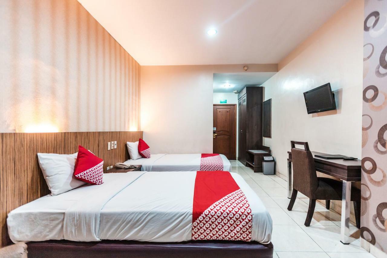 Oyo 1475 Alia Matraman Syariah Near Rs Premier Jatinergara Hotel Jakarta Luaran gambar